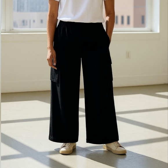 Calvin Klein Pants - Calvin Klein Black Cargo Pants XXL NWT (CAP23)